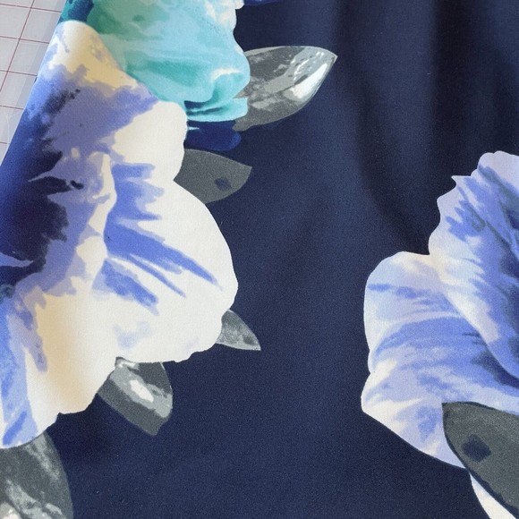 EUC Vince Camuto Womens Size 8 Navy Floral Sheath Dress - Picture 5 of 8